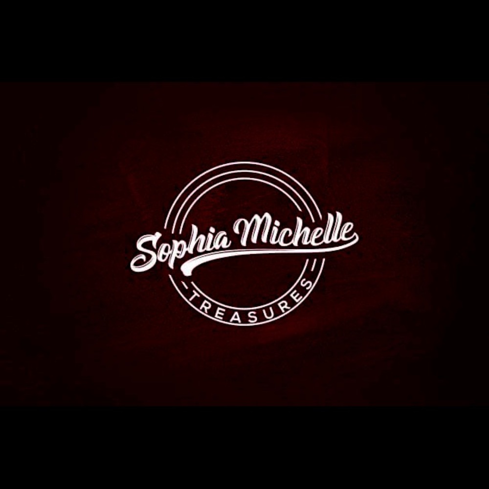 Meet your Posher, Sophia Michelle Treasures